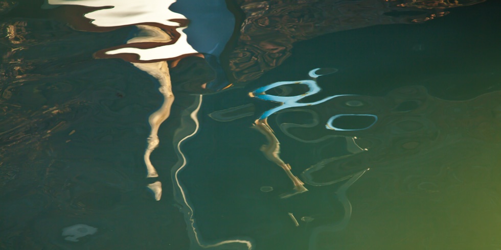 photo series, Venice mirror, 2011, by Charlie Alice Raya